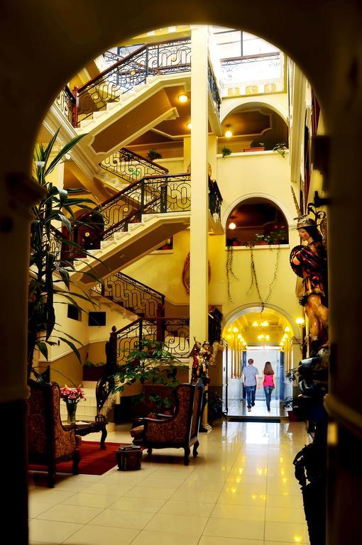 San Marino Royal Hotel Sucre Exteriör bild